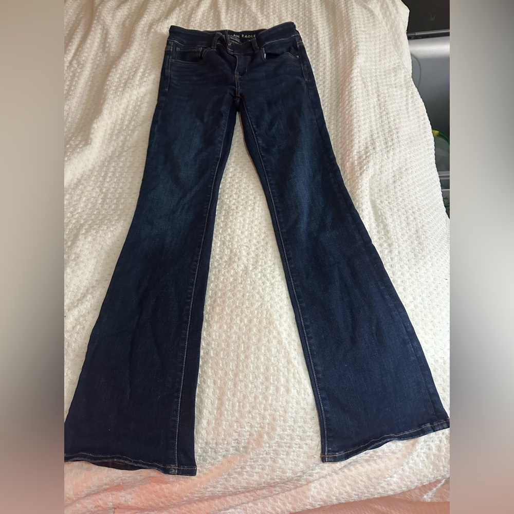 Women's American Eagle Flared Blue Jeans